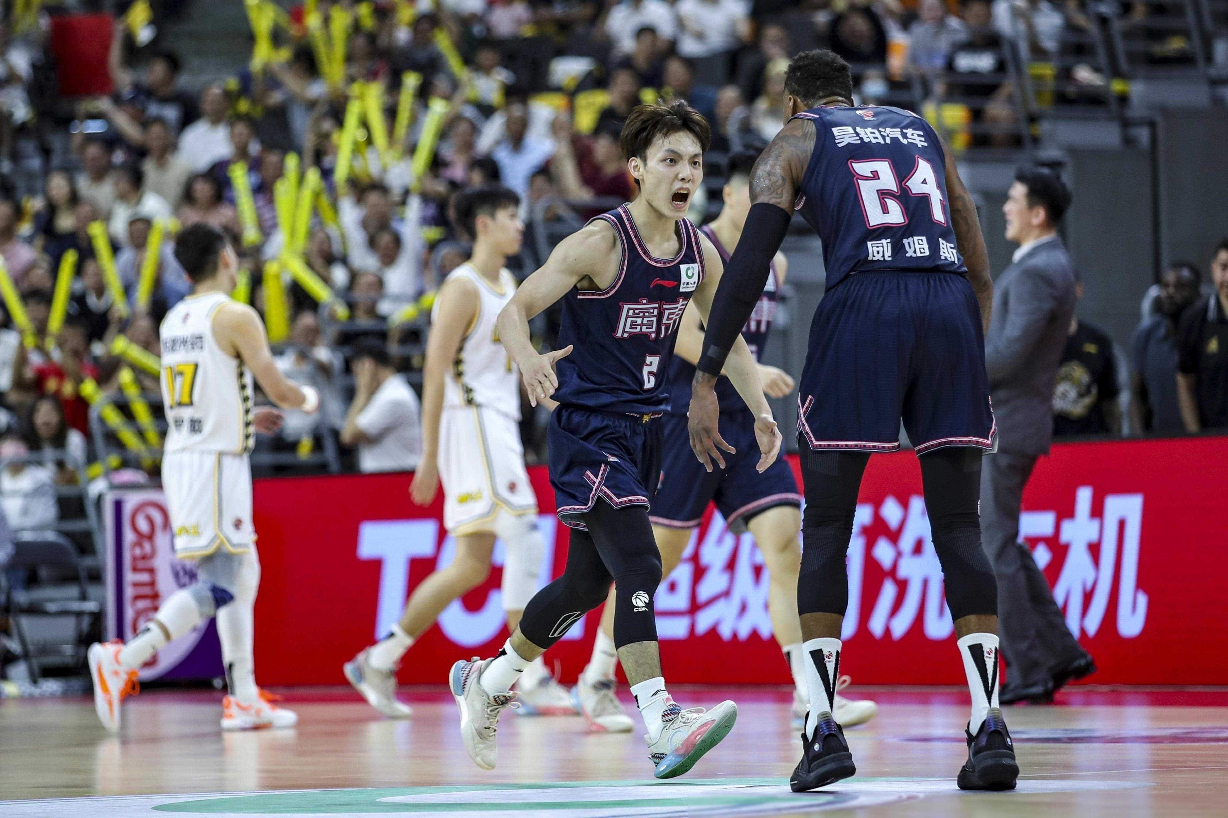 哈希官网入口 -加时末段深圳男篮调整名单以备NBA常规赛，单刀错失环节打磨，悬念犹存，临场指挥获称赞的简单介绍