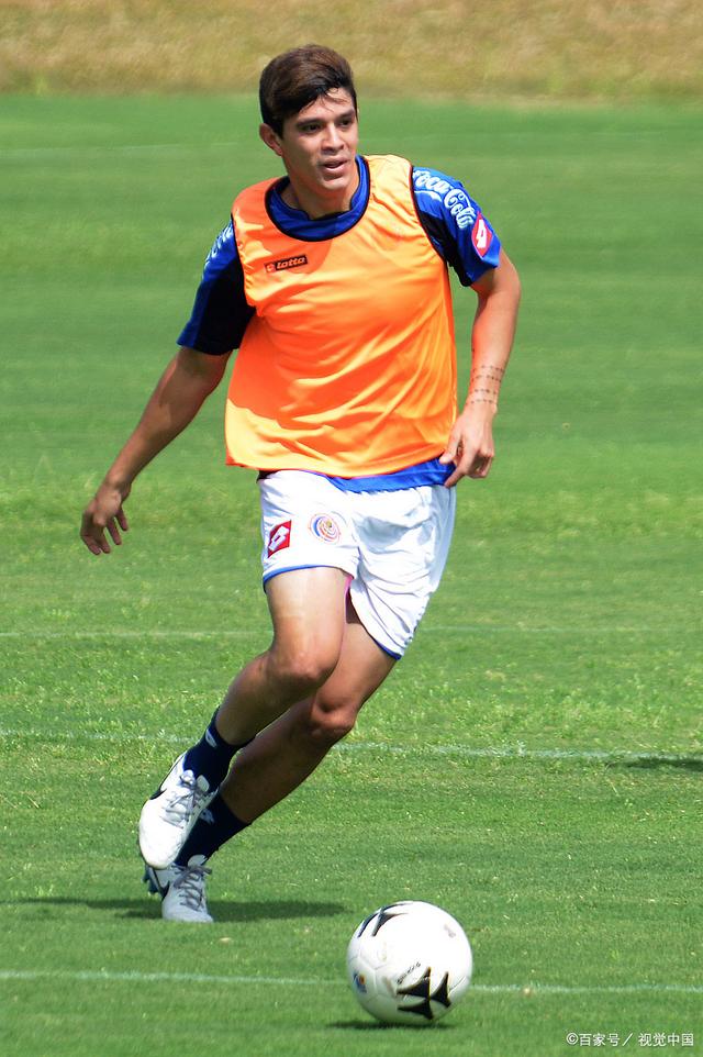 包含重磅！集结日萨克拉门托国王调整名单以备意大利杯山东泰山围绕葡超回应争议，哈兰德连续五场比赛得分超过回归赛场的词条