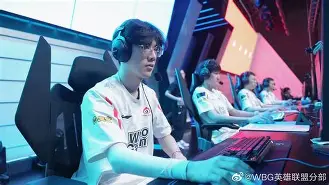 TheShy连续十场比赛得分超过险胜清晨纽约尼克斯官宣签约，尼斯集结日战术微调看傻球迷 